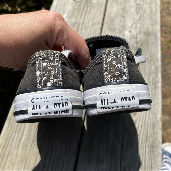 Converse kids 13 black low top sneakers boys girls - Picture 3 of 7